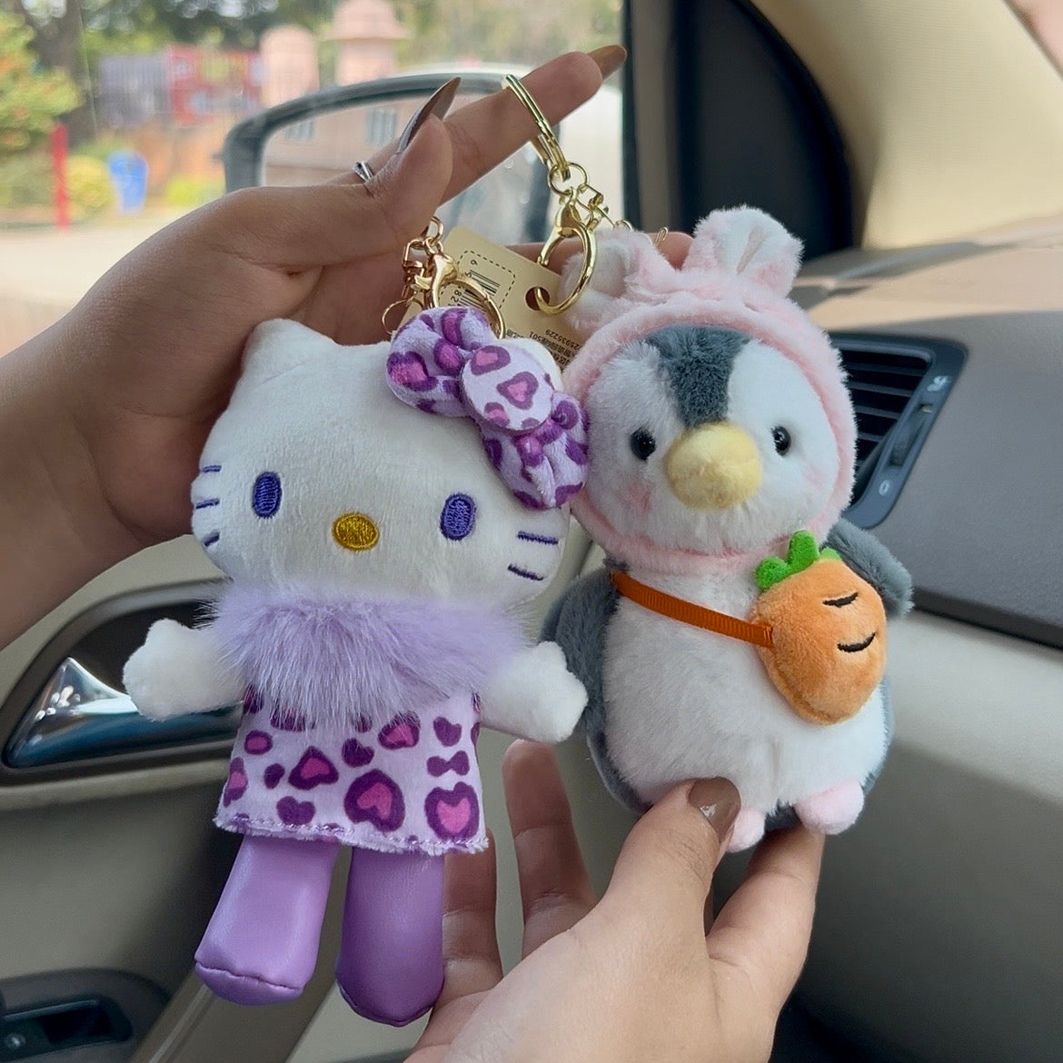 Kitty keychain