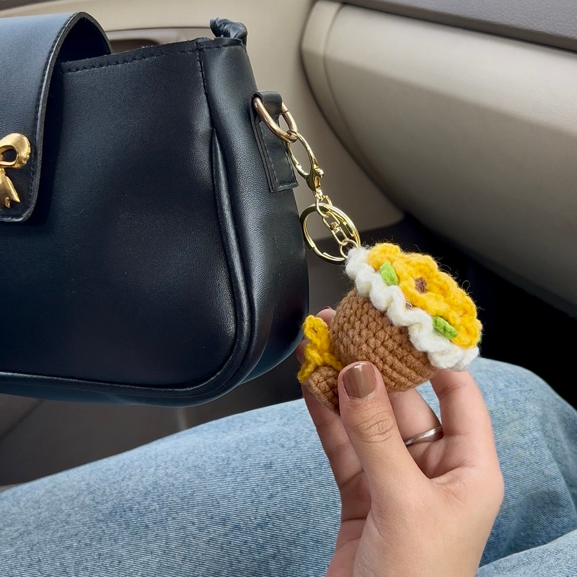 Flower bouquet keychain